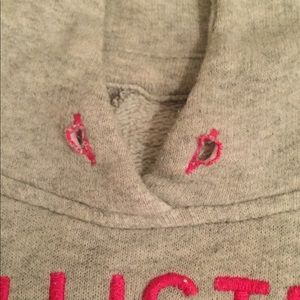 Hollister Sweaters - M Hollister Sweatshirt Hollister Sweaters - M Hollister Sweatshirt